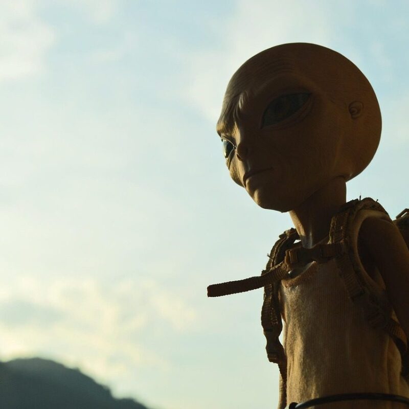 OVNIS en las Profecías de Benjamín Solari Parravicini