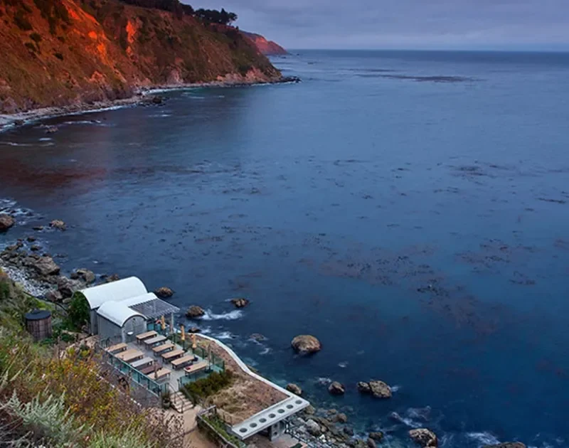 Esalen Institute, Big Sur, California, retiros holísticos, talleres espirituales, talleres de exploración